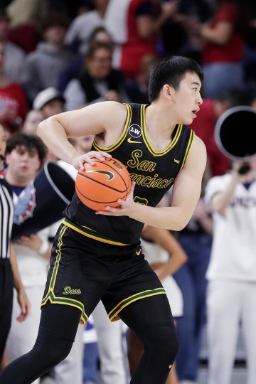 b体育-媒体人：王俊杰申请转校是正确选择 旧金山大学没真正将他放心上