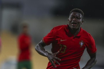 b体育官网-葡超夺冠又打欧洲杯 努诺·门德斯涨价 至少5000万